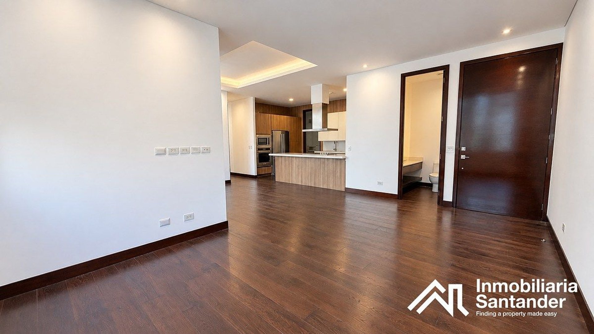 Apartamento en venta y renta en Echo, zona 14, con amplio balcón