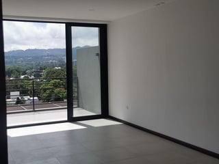 Venta de bonito apartamento 2 Dormitorios | MIRA Zona 10 (B) - 5