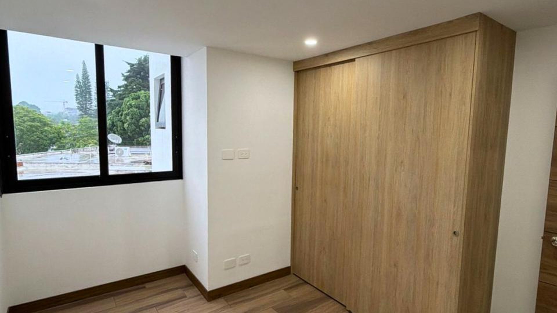 Apartamento en Edificio Prive zona 15 - 2 habitaciones Ref-5969 - Miniatura 5