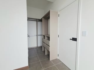 APARTAMENTO EN RENTA P/ESTRENAR,  EDIF. QUINCE ESQUINA, ZONA 15 - 5