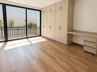 Casa de lujo en venta en Oakland, Zona 10 – 400 m², terraza y jardines - 2