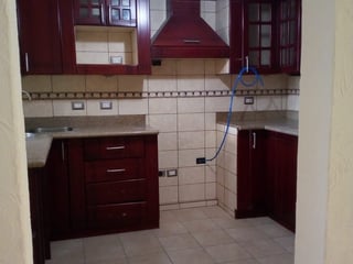 CASA EN RENTA EN VILLAS PALERMO, MIXCO - 5