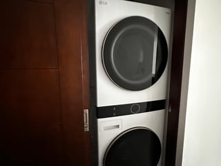 Apartamento con linea blanca y 3 habitaciones en zona 14 Ref-5463 - 5