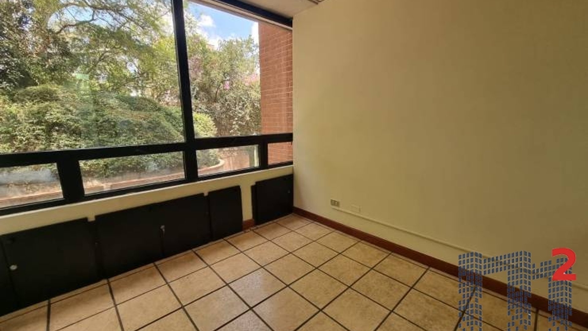 Oficina en Renta, Zona 14 (R10405) - Miniatura 4