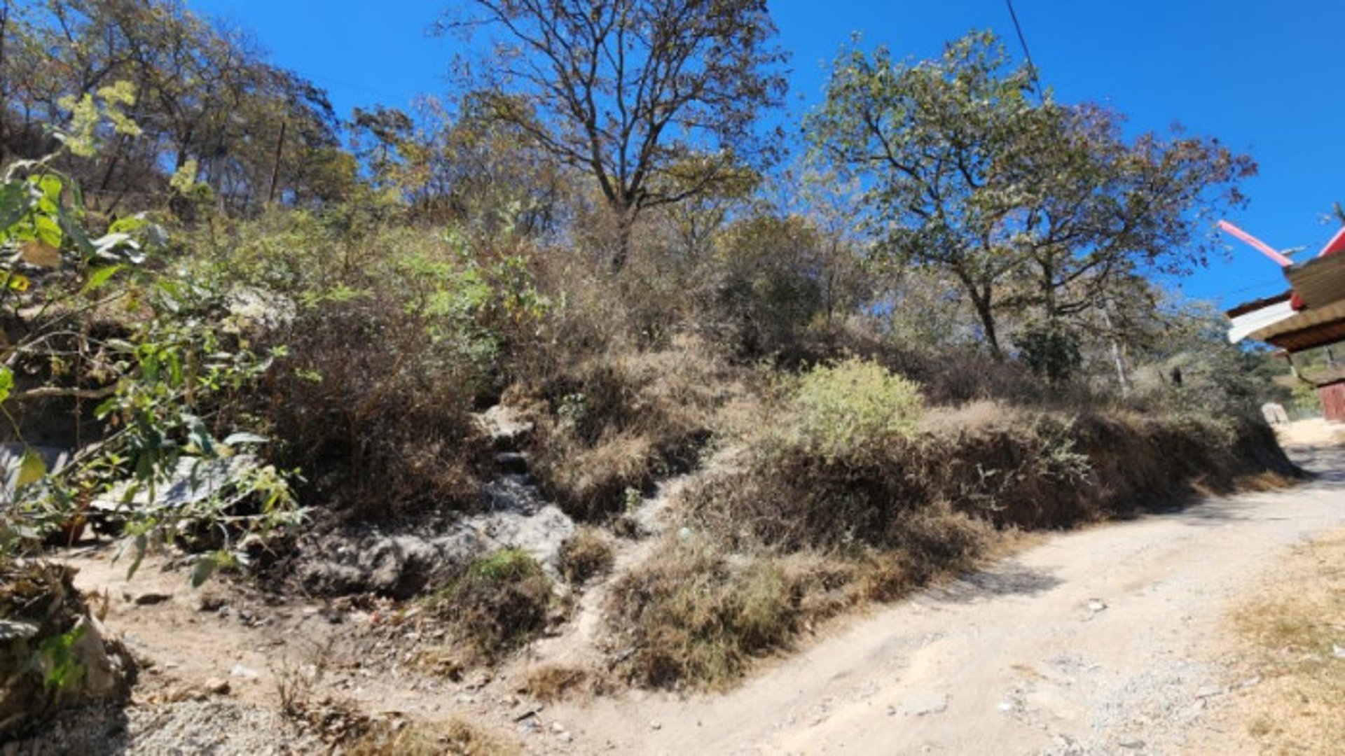 Terreno en Venta Zona 18 Carretera a El Atlántico - Miniatura 3