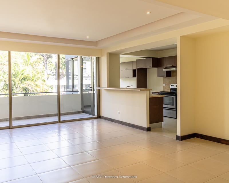 Apartamento en Renta zona 14 / Cobella