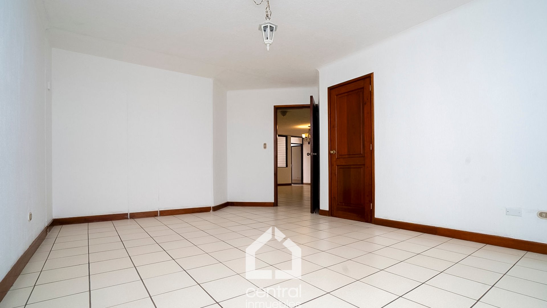 Casa en Residenciales San Miguel, km.16.5 carretera al Salvador - Miniatura 13