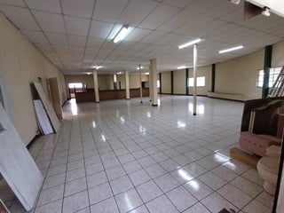 Local en alquiler, Calzada Roosevelt  - 2