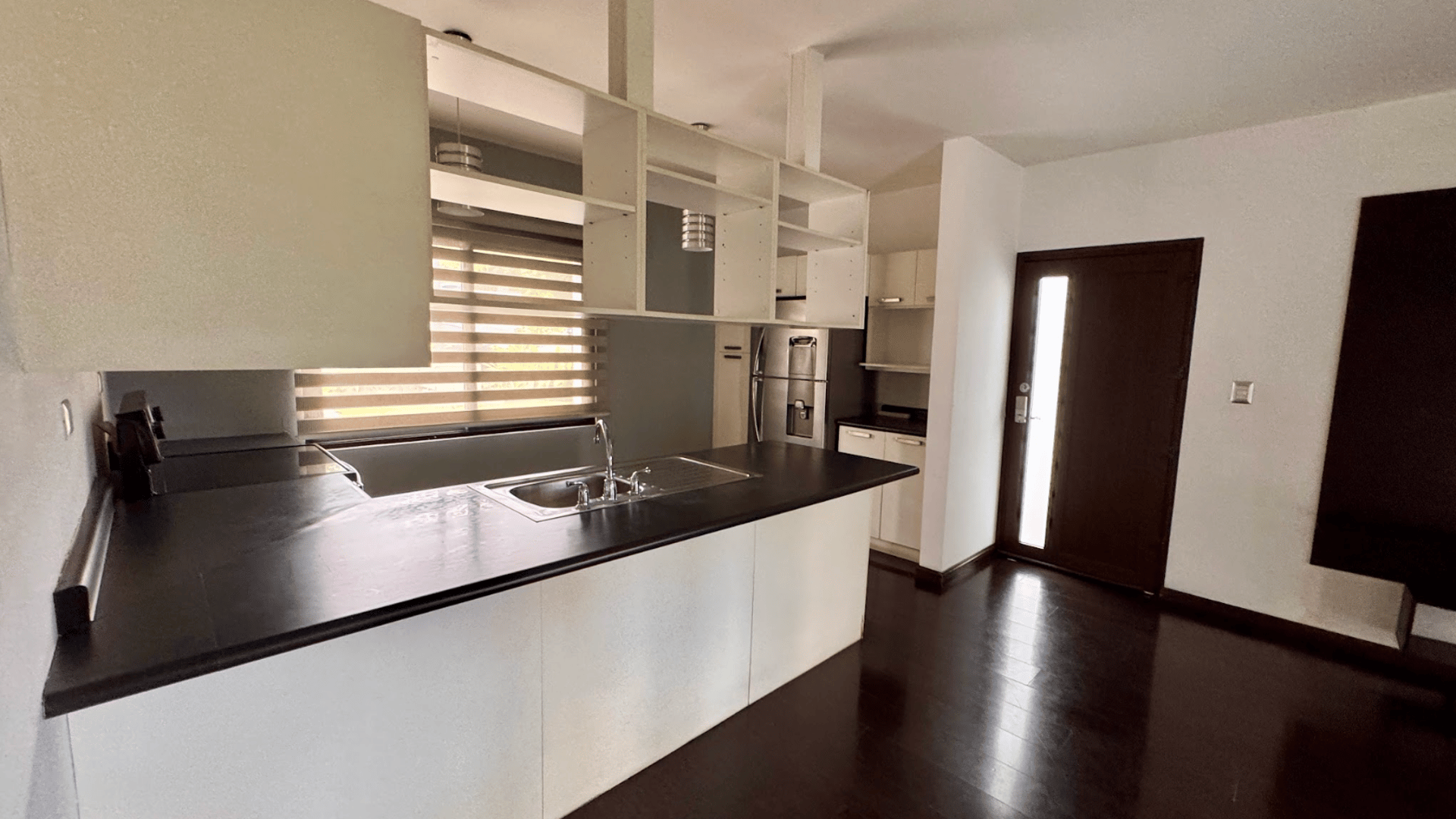 ALQUILER DE LINDO APARTAMENTO - VILLA ENSENADA, ZONA 16 - Miniatura 4