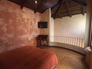 SUITE EN RENTA EN CONDOMINIO EN EL CASCO DE ANTIGUA GUATEMALA - 5