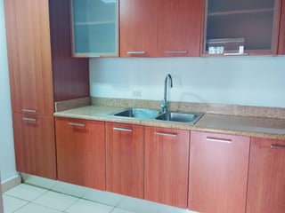 Apartamento en Renta en Zona 10, Jardines del Acueducto  | 2 Hab y dormitorio de servicio. - 5