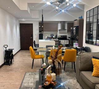 Apartamento en venta de 3 habitaciones en Zona 10