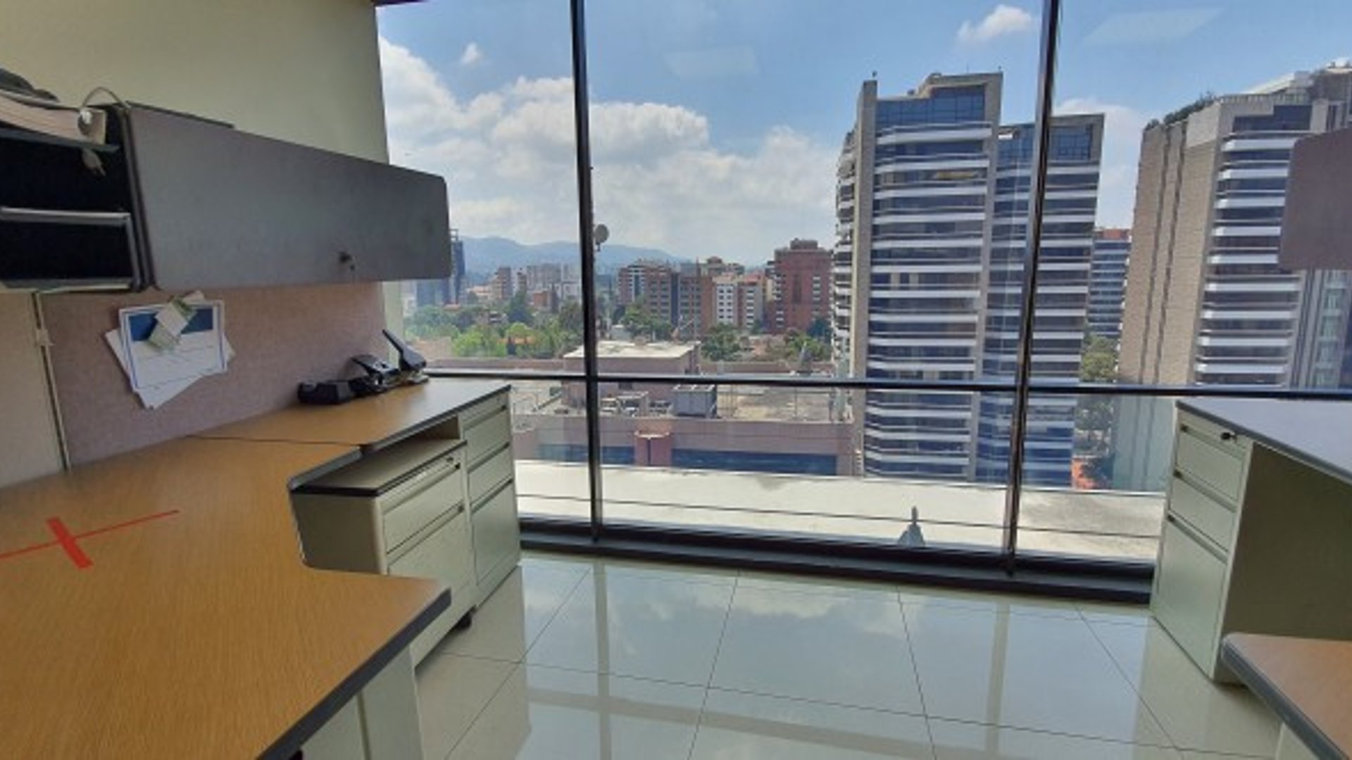 Oficinas en venta en Design Center zona 10