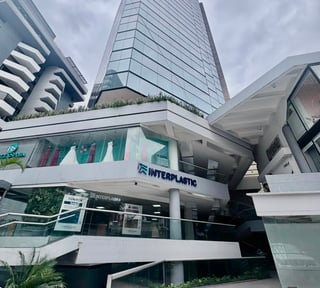 📍 OFICINA PENTHOUSE EN RENTA – 892 M² | MURANO CENTER | ZONA 10