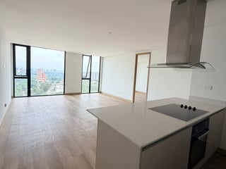 APARTAMENTO EN RENTA | EDIFICIO TOMUS | ZONA 15 - Image 7