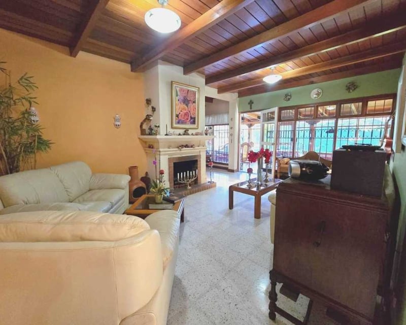 CASA EN VENTA 📍 Carretera a El Salvador, Km.16 (fuera de garita)