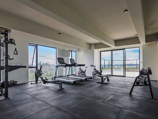 En venta apartamento con jardin en zona 15 Guatemala - Image 14