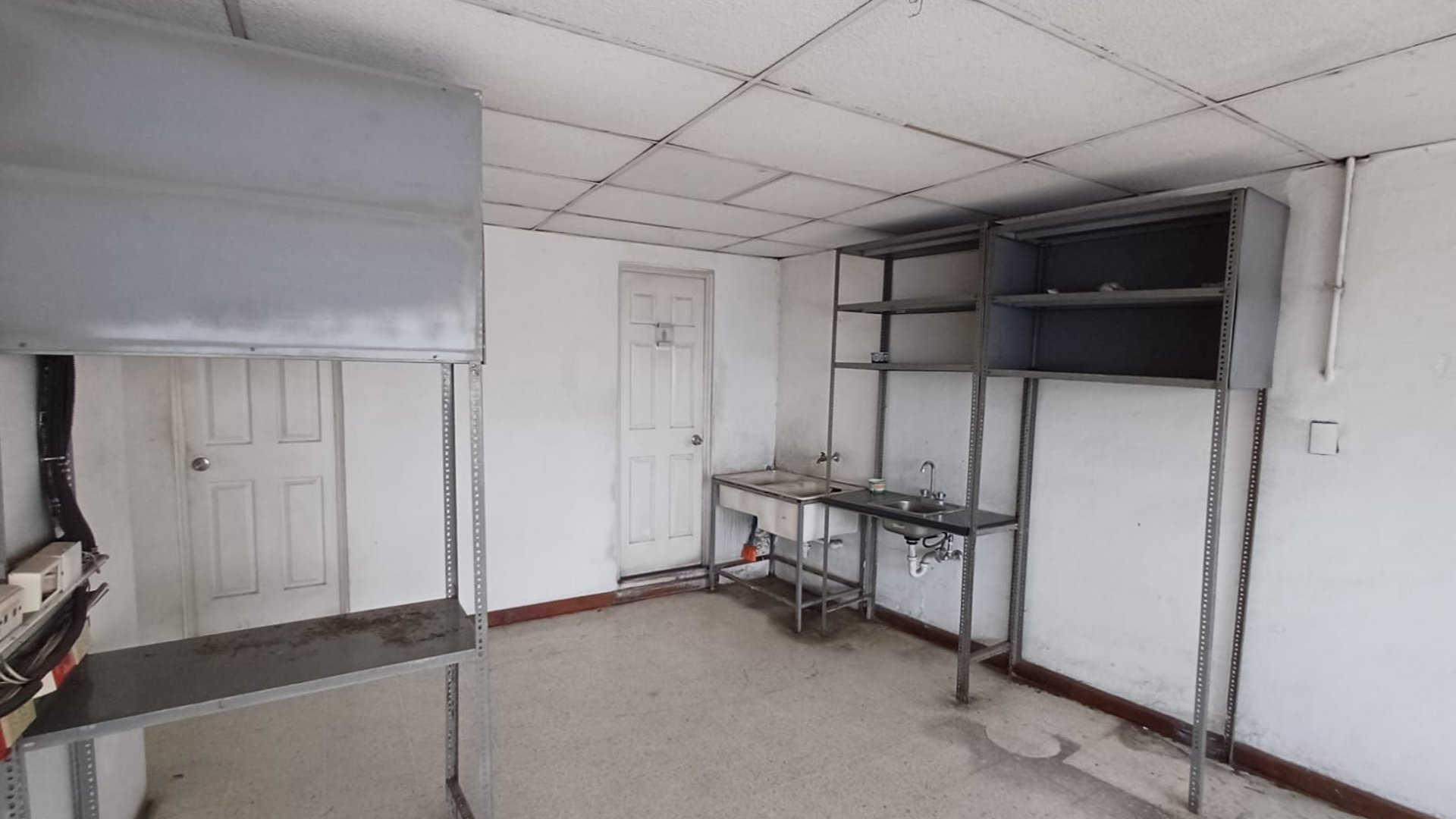 RENTA Casa Comercial Zona 6 - Miniatura 9