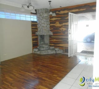 Vendo Casa Sobre Calle Transitada Carretera al Salvador