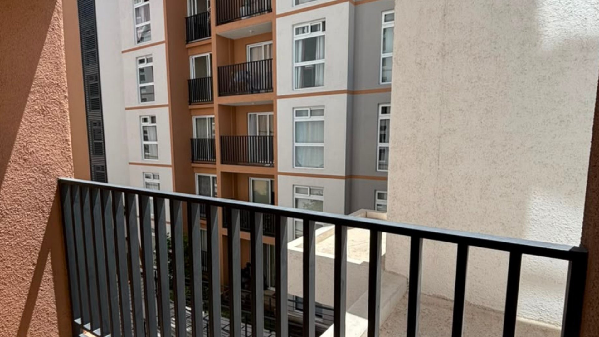 #VENDO APARTAMENTO AMUEBLADO EN LARES 16, ZONA 16 - Miniatura 9