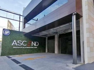 Oficina en renta, Edificio Ascend zona 9 - 2