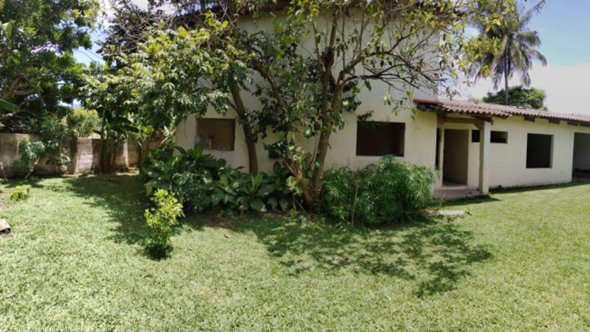 En venta casa para remodelar a orilla lago Amatitlán - Miniatura 14