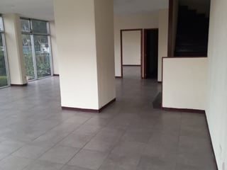 Locales en Renta en Edificio Plaza Maritima, Zona 10  - 3