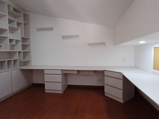 Amplio Apartamento en Venta - Zona 7, Ciudad de Guatemala - 5