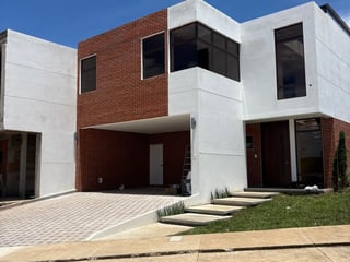 VENTA CASAS EN PLANOS RESIDENCIALES ALCALA, KM.16.5 CAES - Image 1