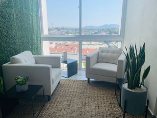 Rento / Vendo Lindo apartamento totalmente nuevo en Zona 5 - 3