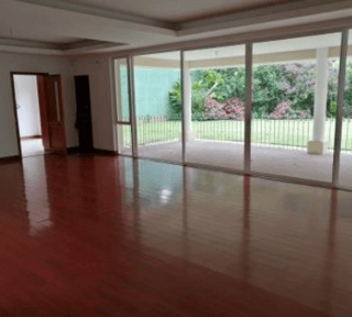 Portal del Bosque/ Casa en venta , CES