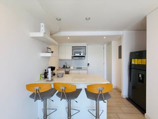 ALQUILER DE APARTAMENTO AMUEBLADO - QUO, ZONA 4 - 5