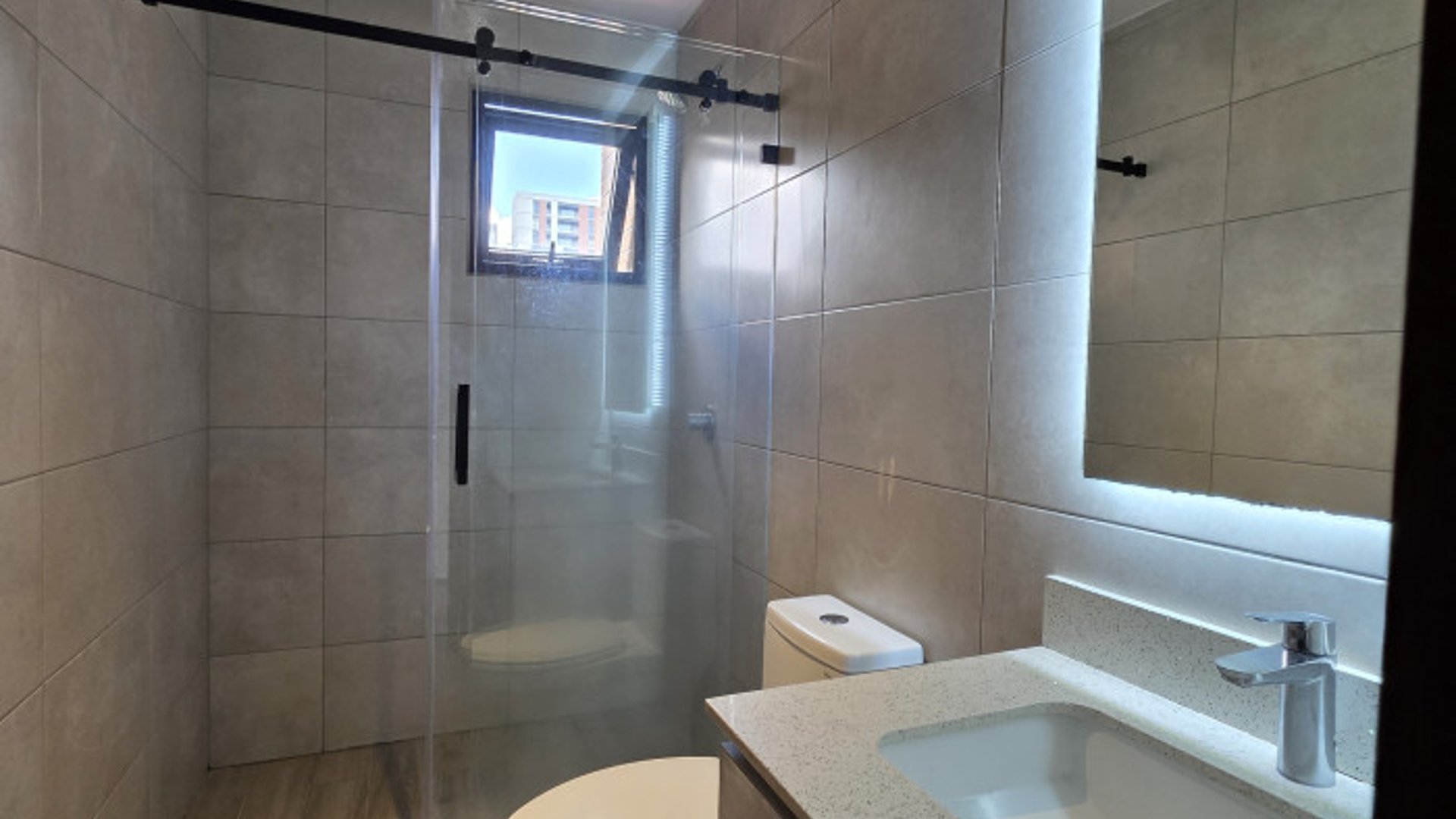 Apartamento en Alquiler en Parque 10 Guatemala - Miniatura 6