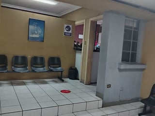 Renta de Oficina en zona 10 en la 6a avenida. - 5