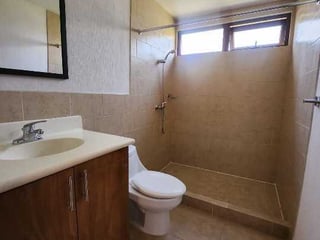 Alquilo Apartamento en zona 16,  la Montaña - Image 15