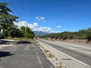 Terreno en venta - Image 2