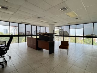 Oficina en Renta tabicada zona 14 - 2