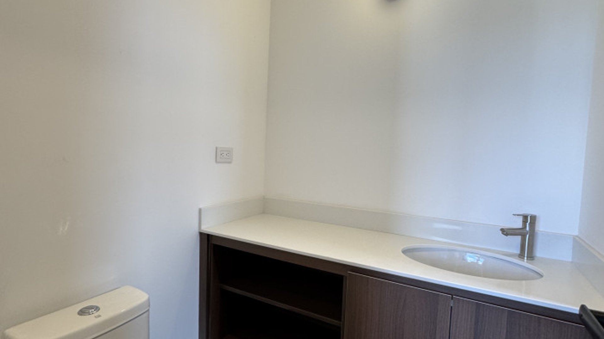 Apartamento en renta Zona 15 Vista Hermosa 2 - Miniatura 5