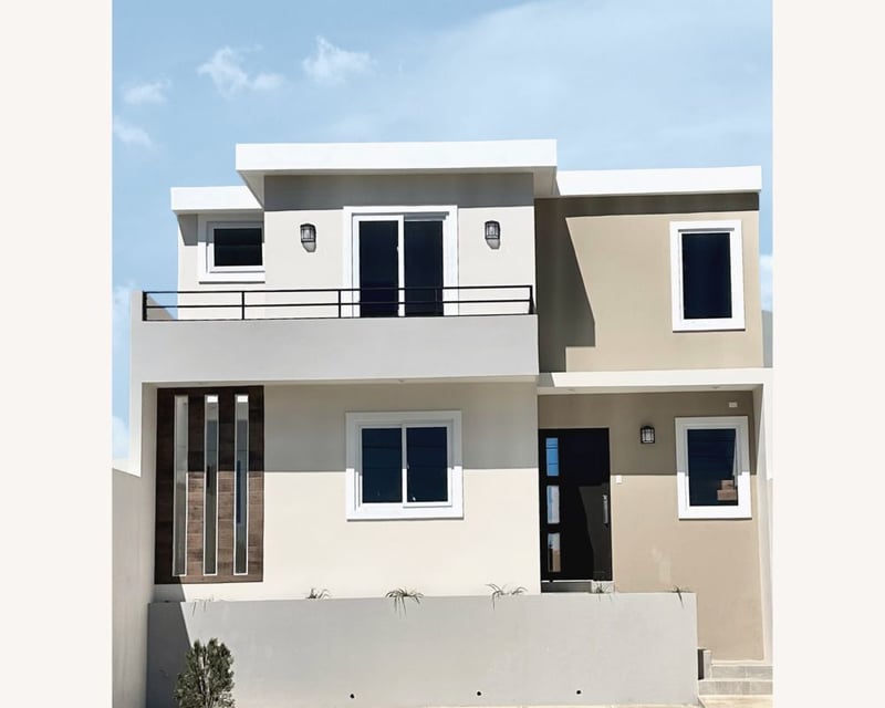 Casa para estrenar en CAES, 2 niveles