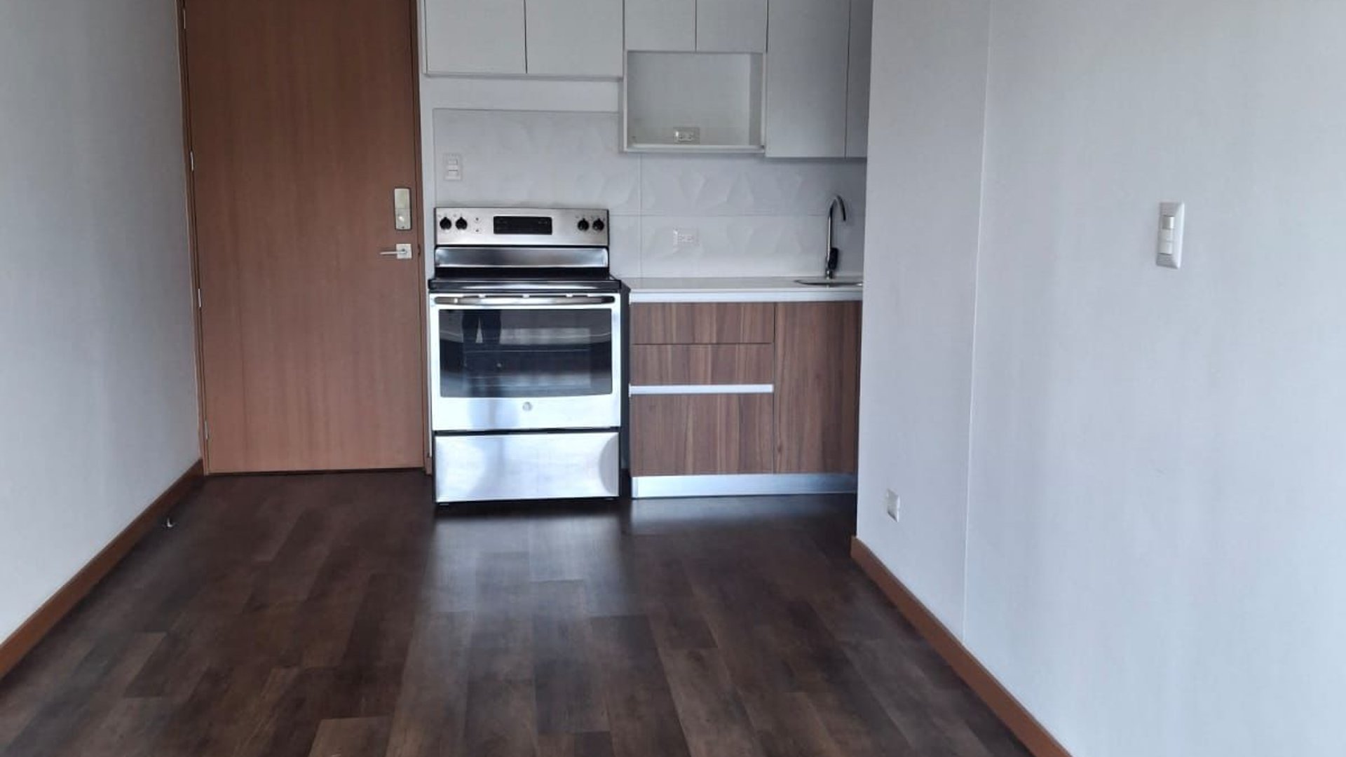 ???? APARTAMENTO EN VENTA – 2 HAB | EDIFICIO VIDALTA | ZONA 11 - Miniatura 3