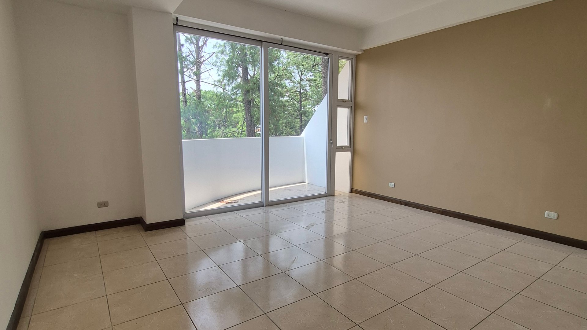 Apartamento en Renta en Kanajuyu 2 Zona 16 - Miniatura 5