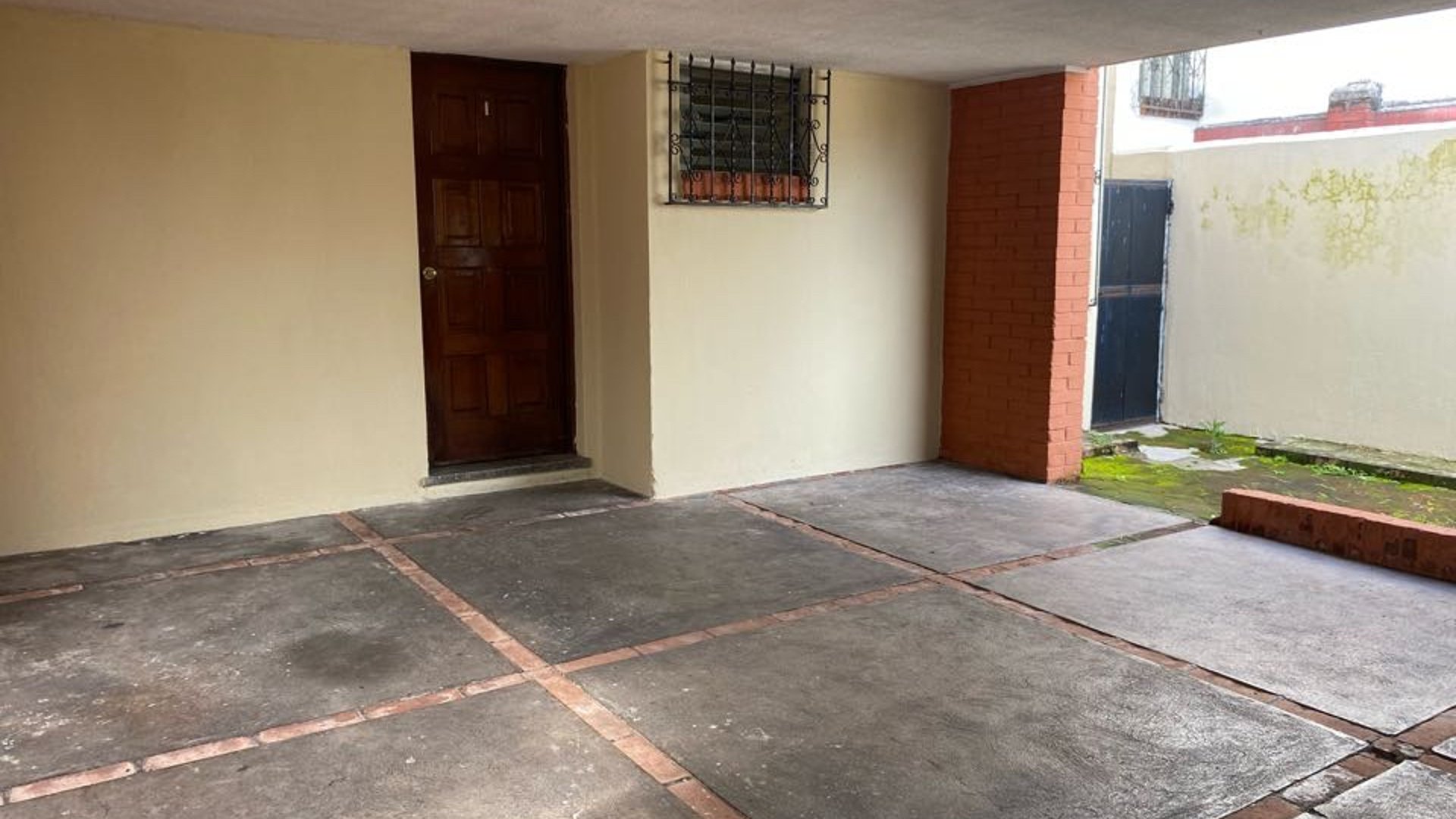 CASA EN VENTA EN RESIDENCIALES SAN JORGE ZONA 11 - Miniatura 2