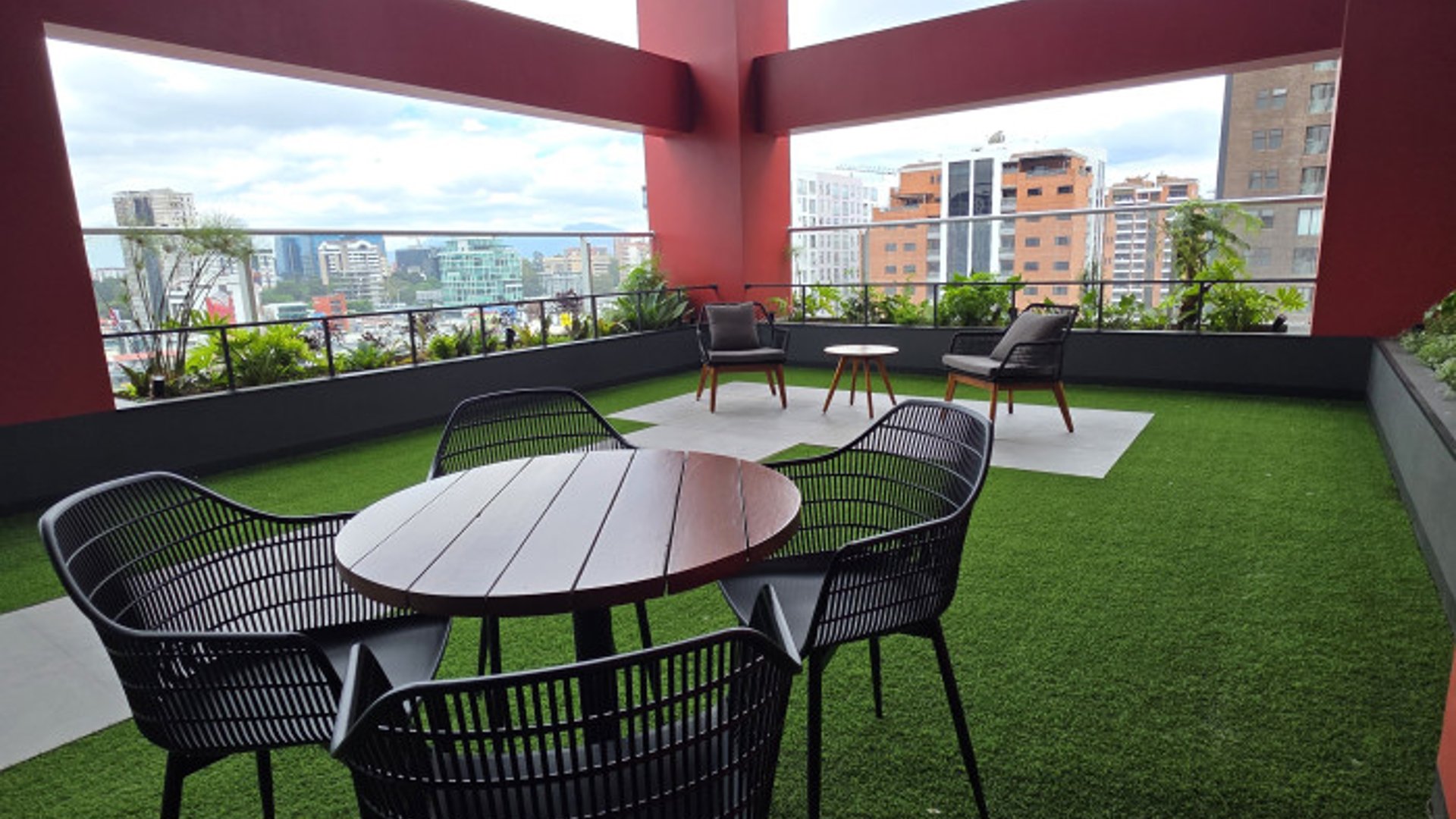 Apartamento venta 1 habitacion NUEVO zona 10 nivel alto - Miniatura 17