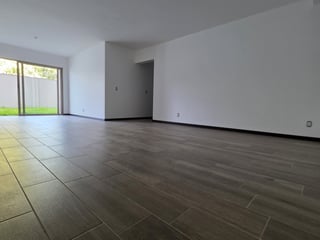 Apartamento con jardin en Venta Zona 14 La Villa - 5