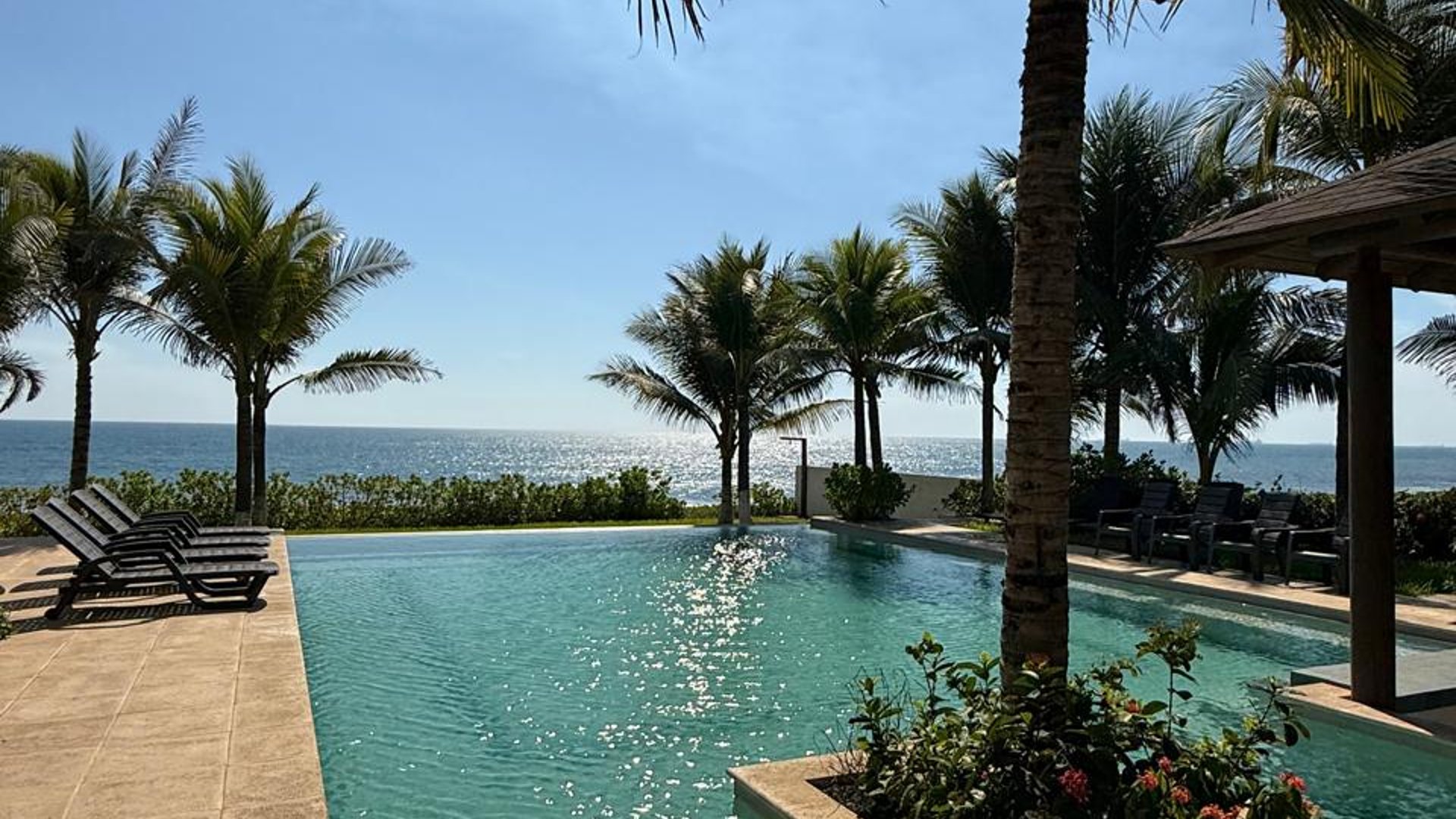 Apartamentos Frente al Mar con  Título de Propiedad en Venta - Miniatura 8
