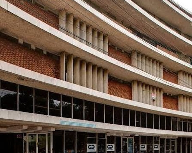 OFICINA CORPORATIVA EN VENTA DE 750 M² | EDIFICIO ETISA, ZONA 9 – PLAZA ESPAÑA