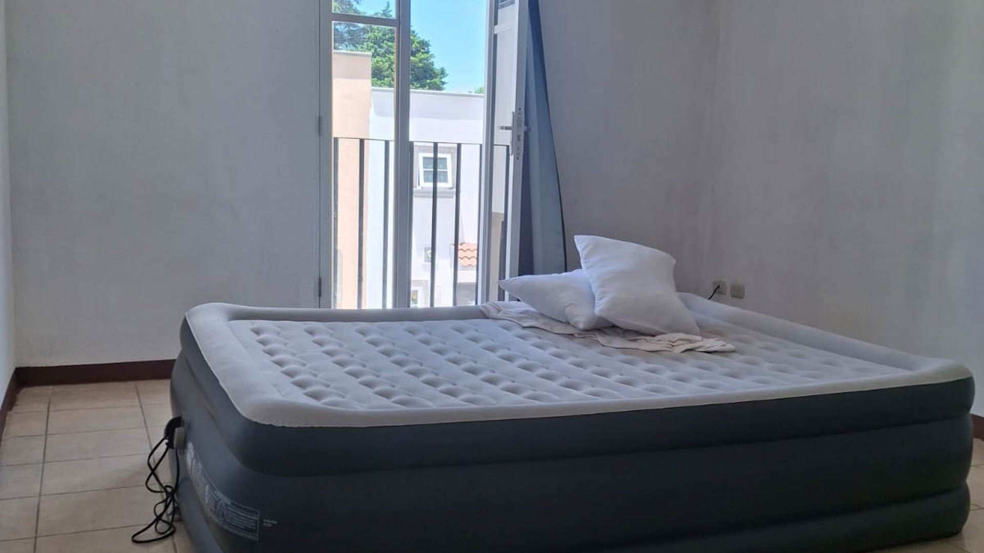 CONDOMINIO VILLA SANTORINI, KM 26 CARRETERA A EL SALVADOR - Miniatura 5