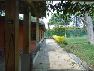 Vendo Hermosa casa  en San Cristobal Guatemala - Image 1
