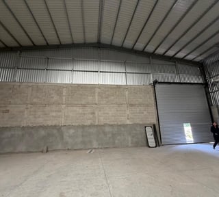 SE RENTA BODEGA EN ZARAGOZA