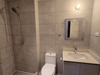 Apartamento de 2 habitaciones alquiler, Parque 10 zona 10 - 5